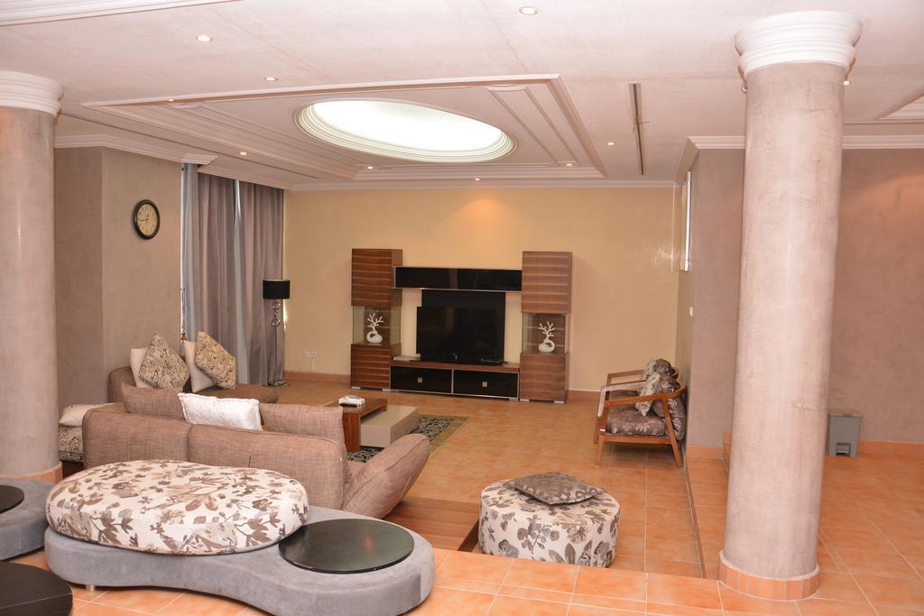 Janadriyah Suites 13 Nadinah Kültér fotó
