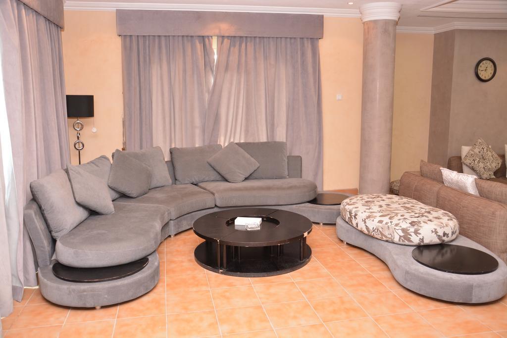 Janadriyah Suites 13 Nadinah Kültér fotó