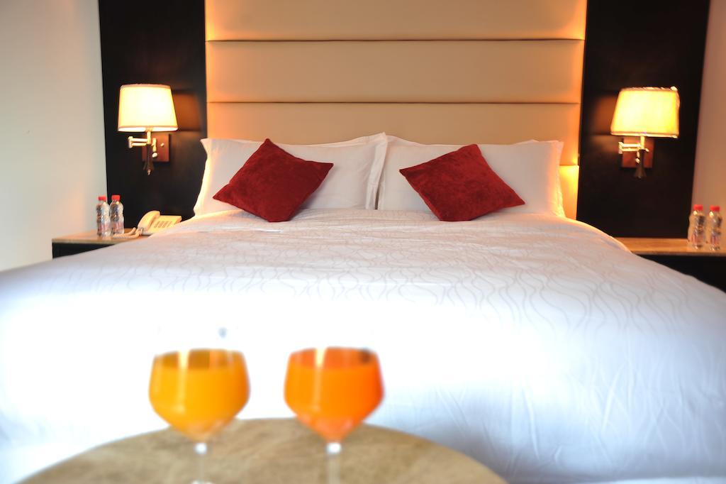 Janadriyah Suites 13 Nadinah Kültér fotó